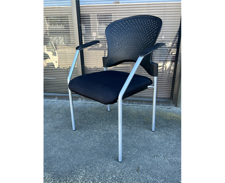 PP Chair with 4 Metal Legs